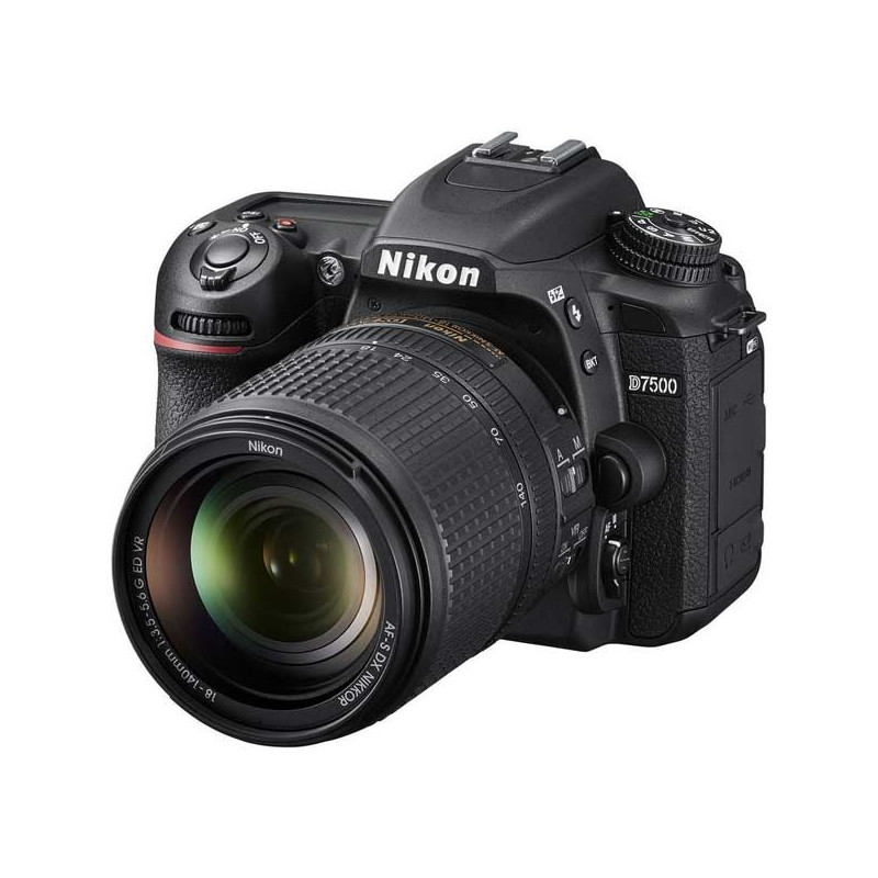 Nikon D7500 + 18-140mm f3.5-5.6G ED VR