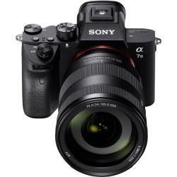 Sony A7 III + 24-105mm f4 G (Kit A7M3G) - Vista frontal