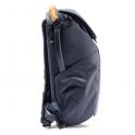 Peak Design Everyday Backpack 20L V2 - Midnight Blue Vista lateral con detalle de asa
