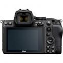 Nikon Z5 + 24-50mm f4-6.3 - Cámara sin espejo full frame - vista trasera pantalla