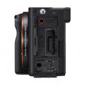 Sony Alpha 7C negra + FE 28-60 mm F4-5.6 - A7C - conectores