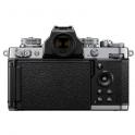 Nikon Z Fc Cuerpo - mirrorless Aps-c 20,9 Mp de diseño clásico - VOA090AEK - Pantalla recogida