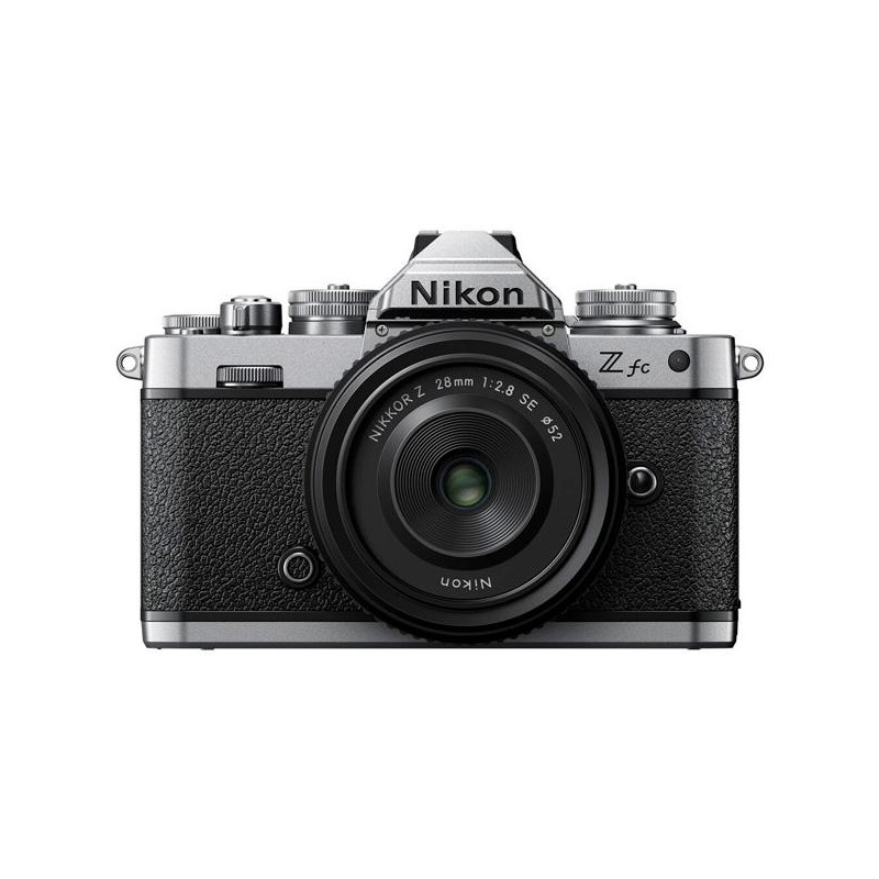 Nikon Z Fc + 28 mm F2.8 -  mirrorless Aps-c con lente de edición limitada - VOA090K001K - Vista frontal