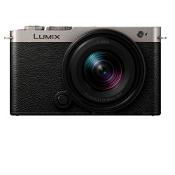 Panasonic Lumix S9 Black and Silver + Lumix S 18-40 mm F4.5-6.3